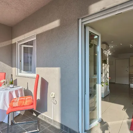 Apartment Fiore *