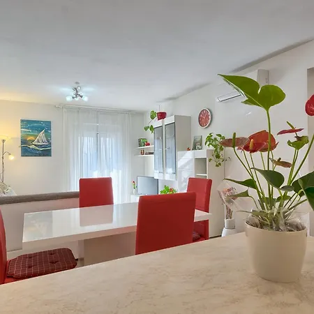 Apartment Fiore Pula